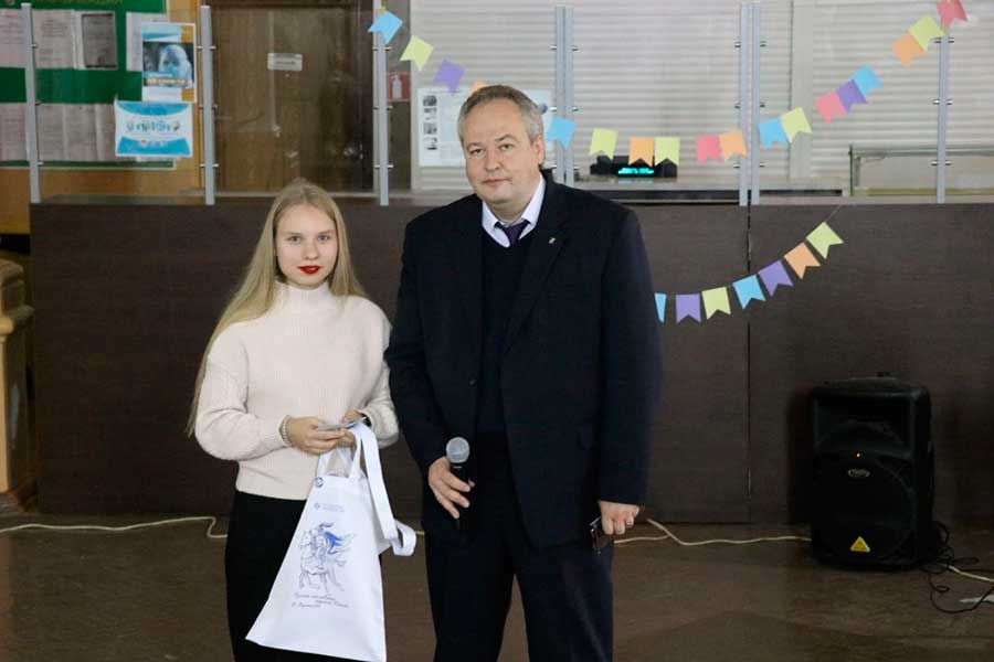 Літаратурная гасцёўня “Вялікія словы на роднай мове”