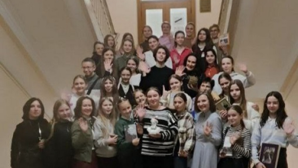 Кнігі, байкі і гульня: трэці літаратурны чэлендж «ТалстOFка»