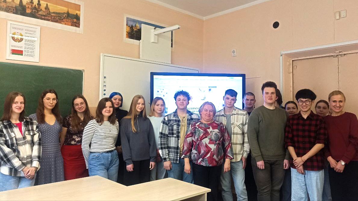 Белорусская женская поэзия – «pro et contra»