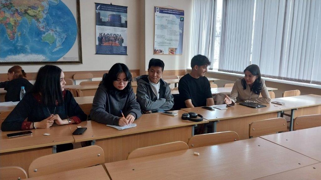 СТУДЕНЧЕСКИЕ ДЕБАТЫ «УЧИТЬСЯ ЗА РУБЕЖОМ ИЛИ НА РОДИНЕ?»