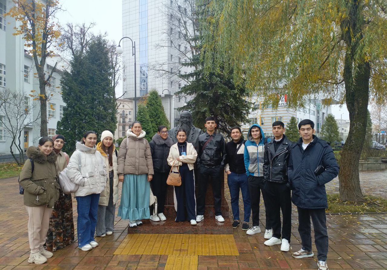 Урок-экскурсія “Універсітэцкі гарадок”