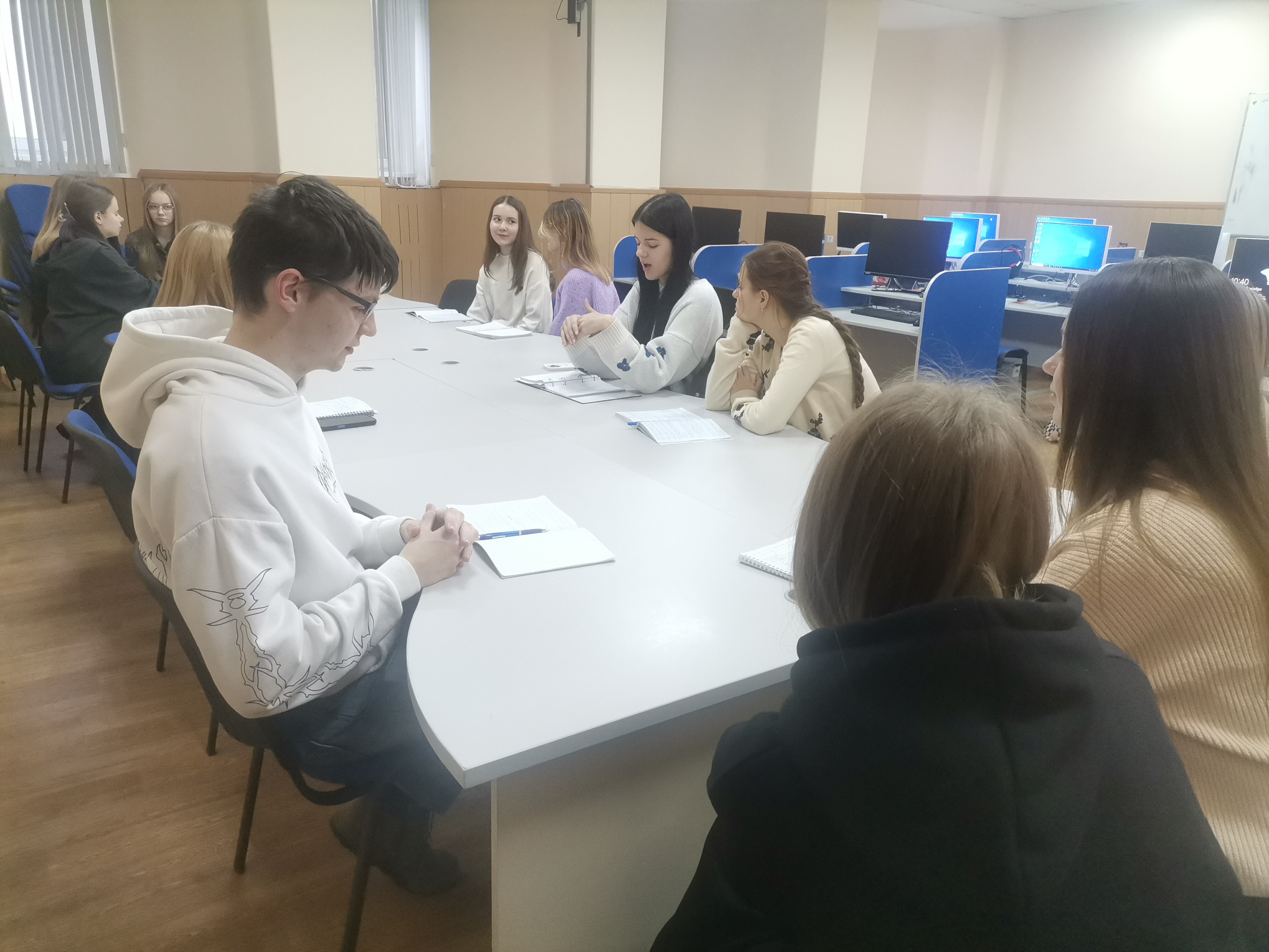 Адкрытая дыскусія «Культуры і традыцыі народаў свету»