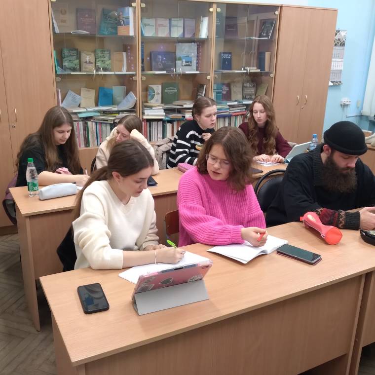 Дэбаты «Лічбавы мінімалізм: за і супраць»