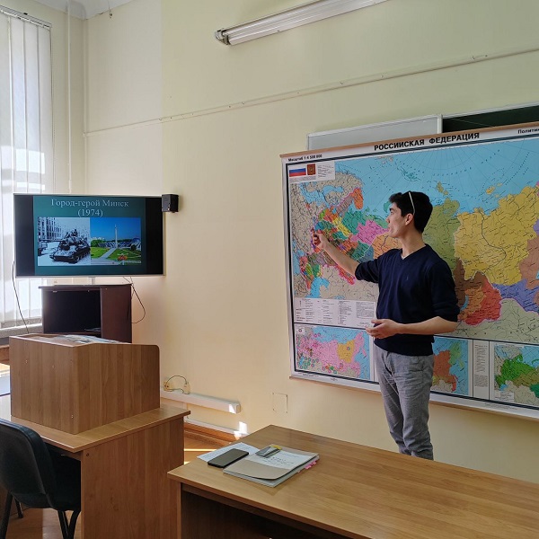 IMG-c6e589689c81b21daf010449e744cd21-V.jpg