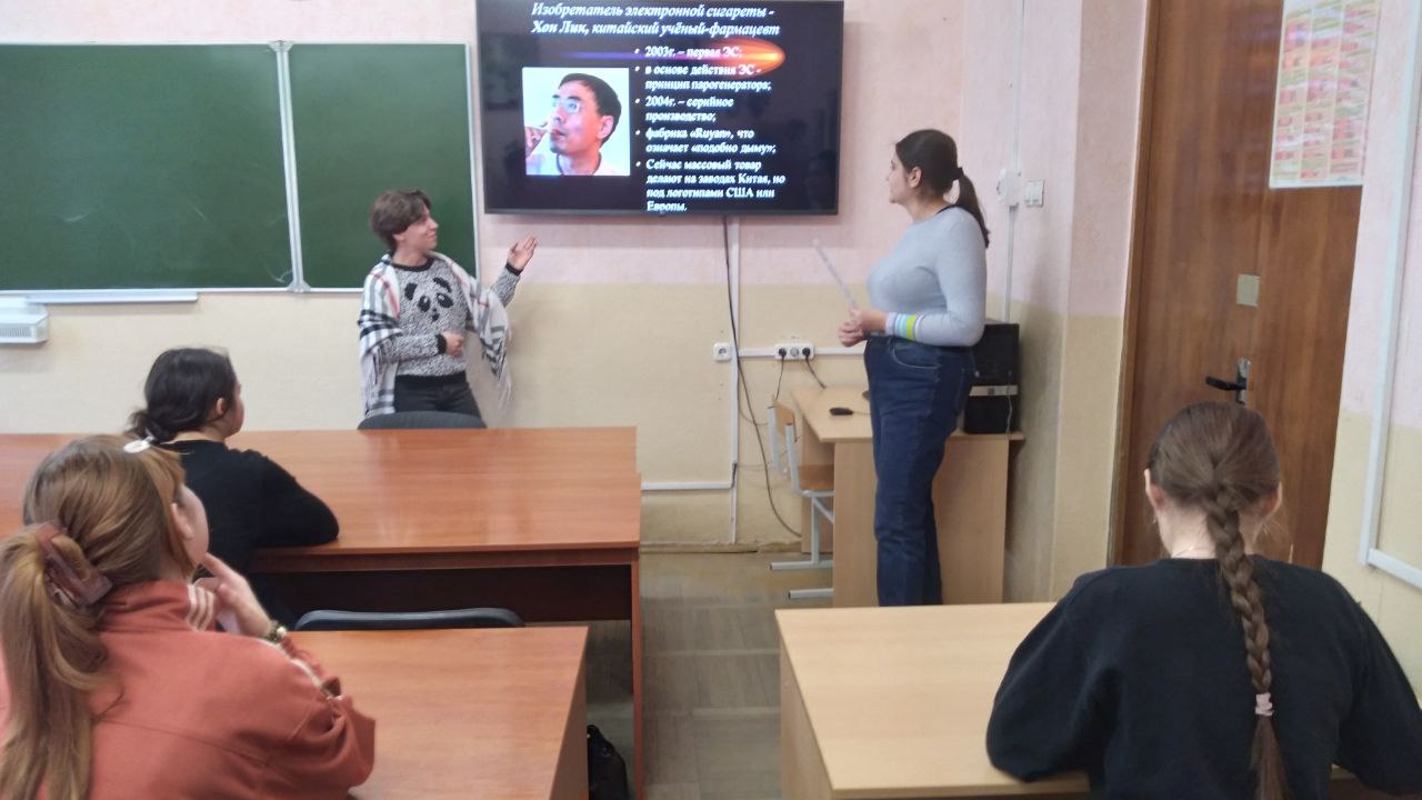 ph25112025716278.jpg