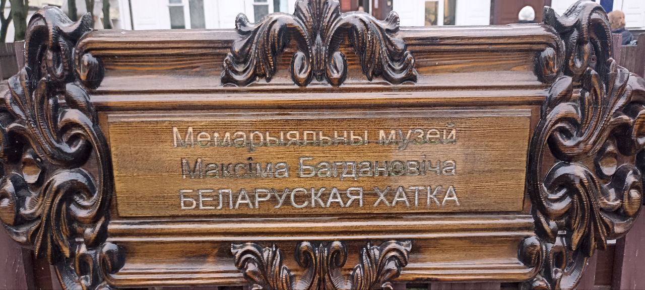 ph25112025987676.jpg